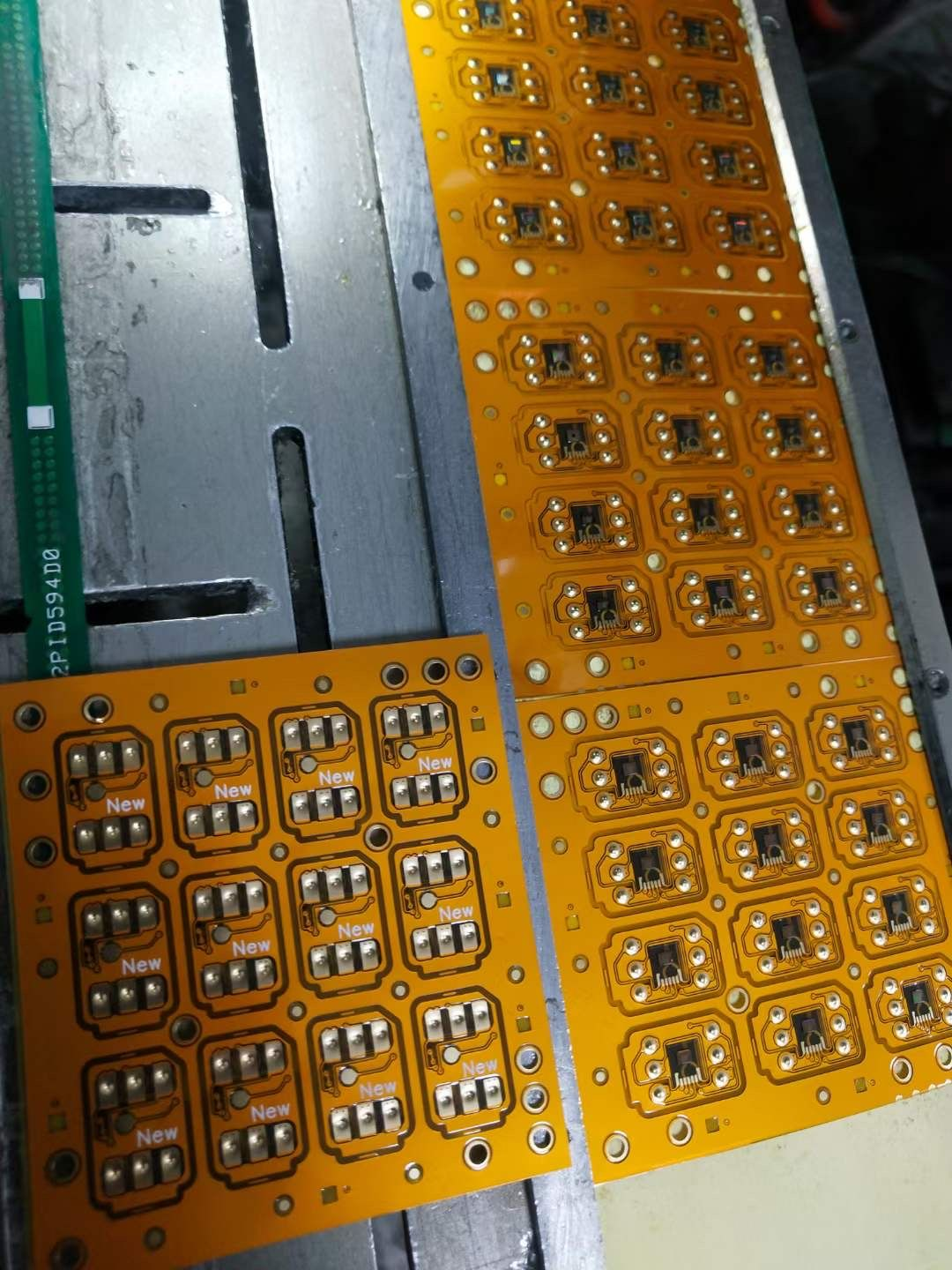 12pcs/Lot Turbo Sim Rsim QPE TMSI Intel Mode for iPhone 6s 7 8 X 11 12 13 14 15 16 - Gold